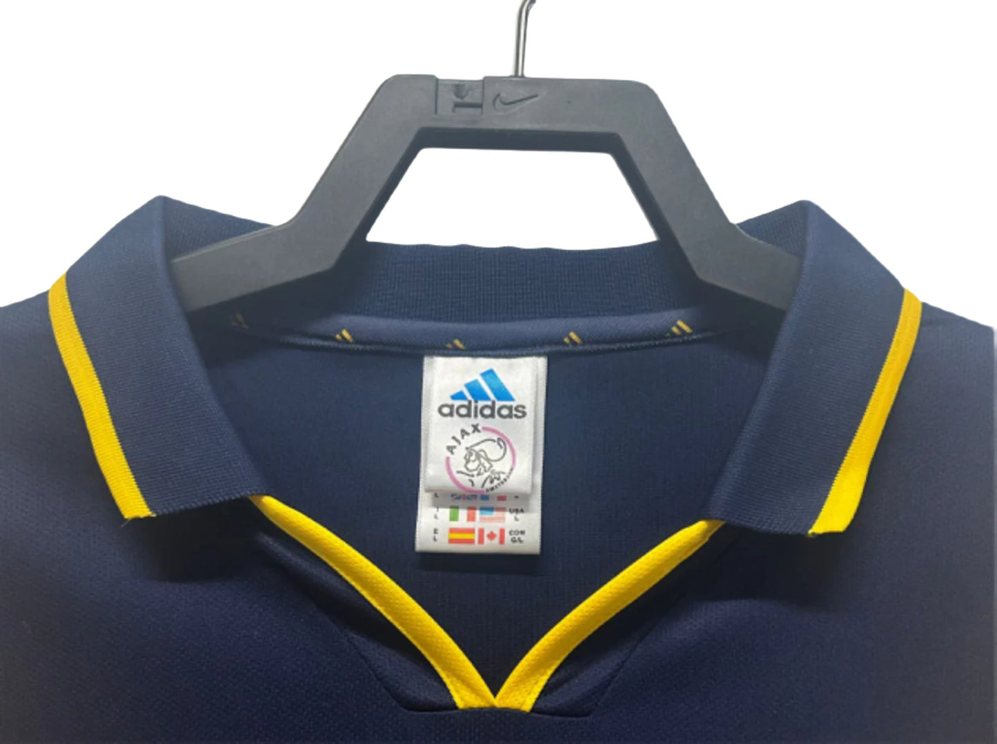 Ajax Visitante 2000/01
